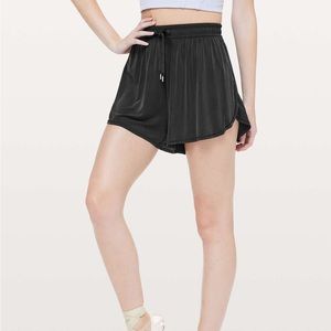 Lululemon Principal Dancer Short 3”